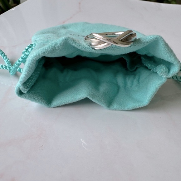 Tiffany & Co. infinity ring - Picture 4 of 4